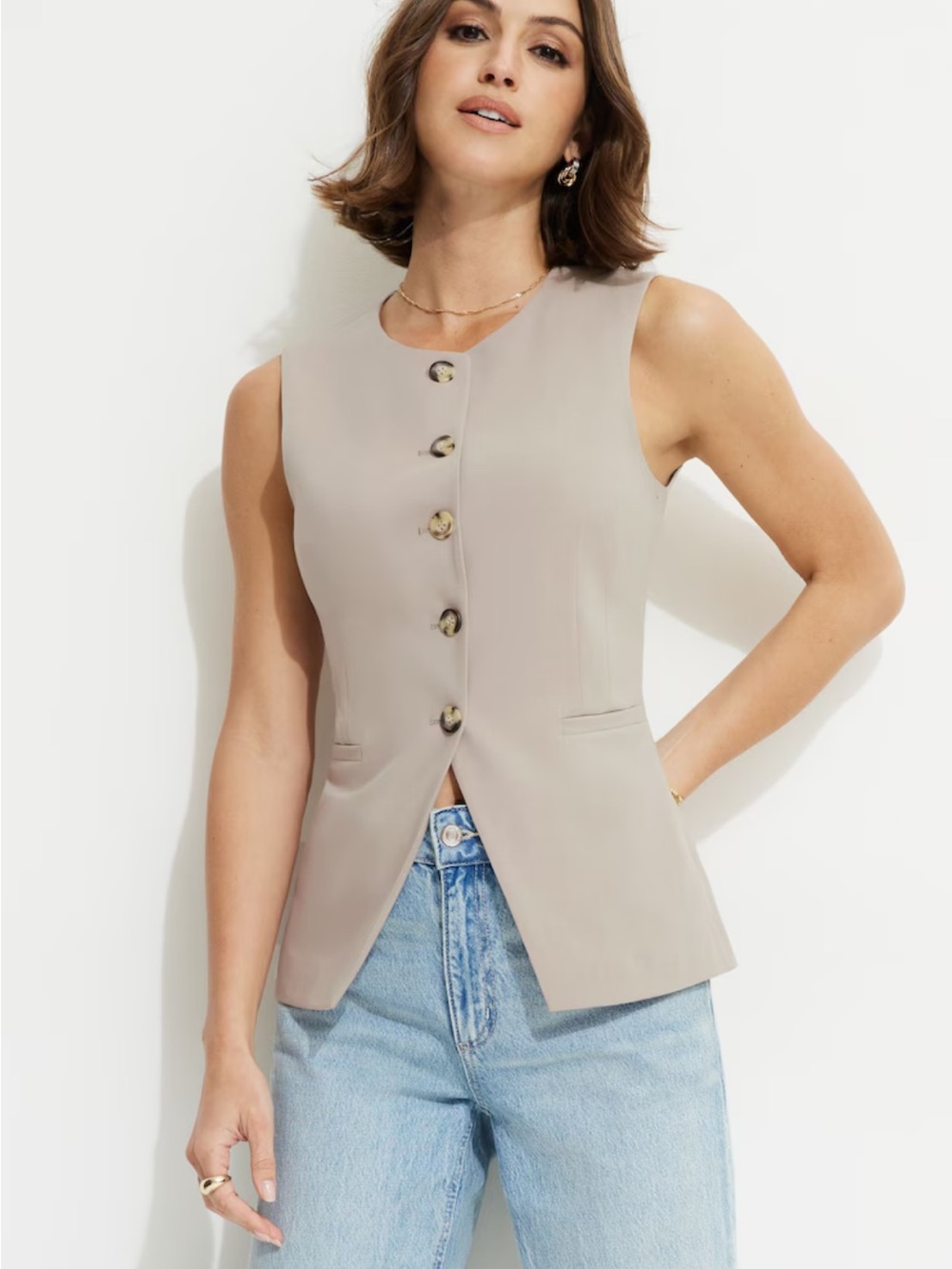 Dynamite Emery Round Neck Flyaway Vest
